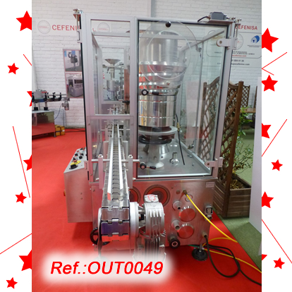 TREN MONOBLOC DOMPLIMENT I TAPONAT DE FLASCONS DE POLS MACOFAR MT-11 PER OMPLIMENT DE VIALS DE POLS