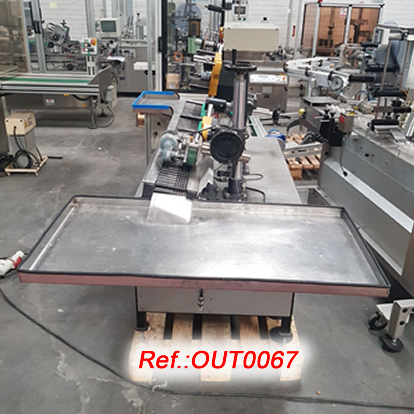 ETIQUETADORA GERMARK TIPUS C-50 GC5010 - GC5000 AMB CAPAL SUPERIOR MUNTAT SOBRE UNA CINTA DE RODETS