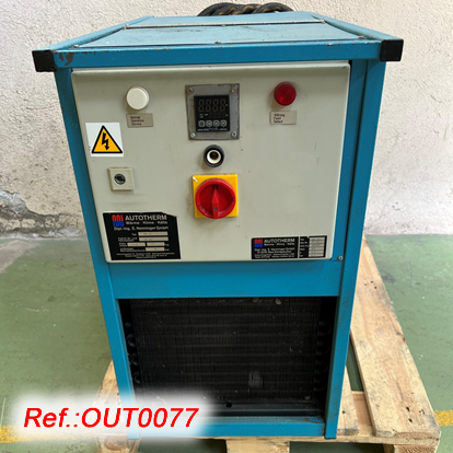 MQUINA DE BLISTER UHLMANN MODEL UPS-300 AMB CARREGADOR UNIVERSAL I DETECTORS DE PRESNCIA AMB PALPADORS