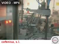 Video CAM AV-65 FLIP-TOP PACKAGING MACHINE WITH AUTOMATIC FEEDER OF ROUND BOTTLES - CANISTERS WITH LEAFLET INSERTER